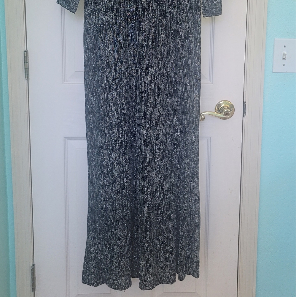 Super Pretty Formal - Picture 2 of 5